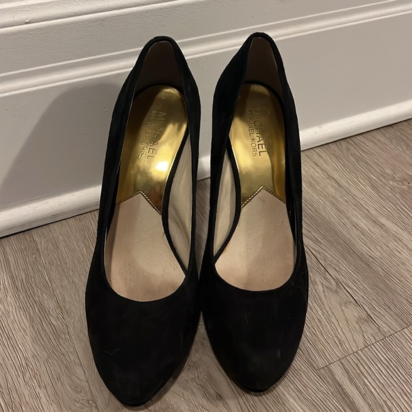Michael kors suede heels - Picture 2 of 4